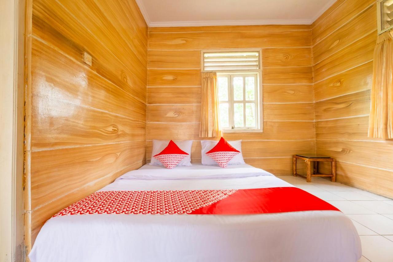 OYO 2278 Cikidang Hunting Resort Sukabumi Bagian luar foto